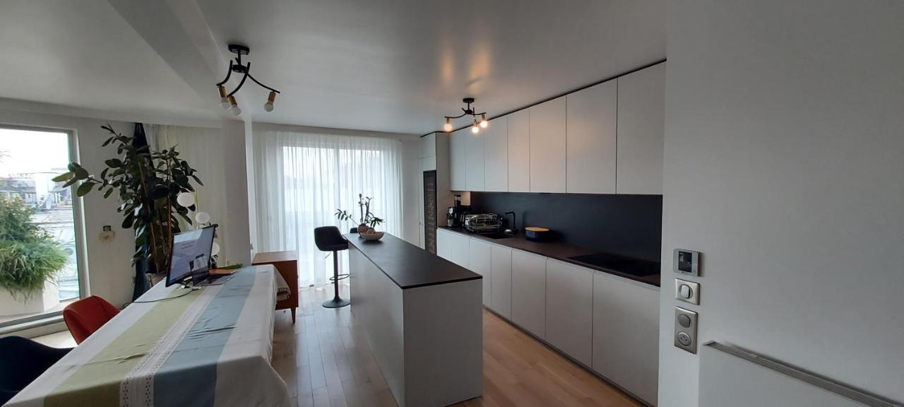 Apartment 150m2 And A 45m2 Terrace At 8th Floor With Air Conditioning Paris