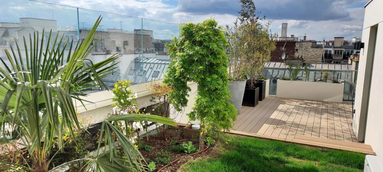 150m2 And A 45m2 Terrace At 8th Floor With Air Conditioning Apartment Paris