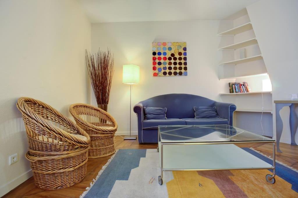 Appartement Place De L'odeon Sur Cour Tres Calme *
