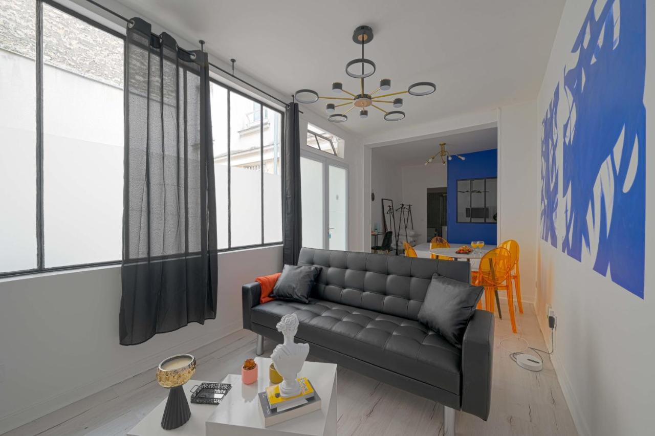 Modern Large For 3