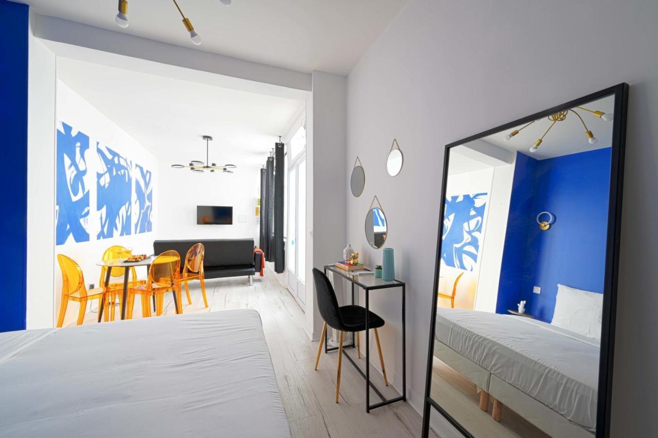 Modern Large For 3 Appartement