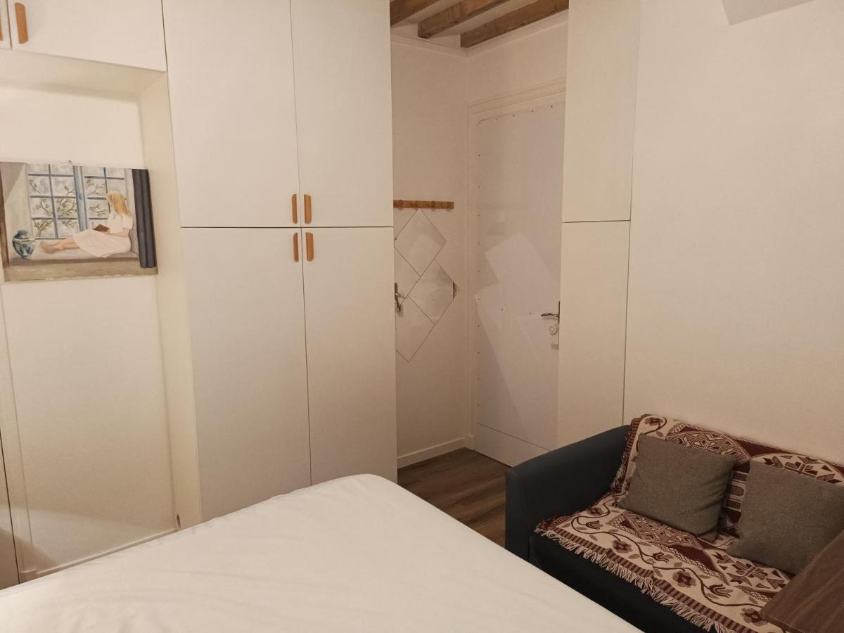 Studio, Place De La Nation, 1mn A Pied Du Metro 1,2,6,9 Et Rer A Apartamento *