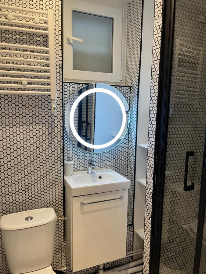 Modern Mini Flat In Center Apartamento *