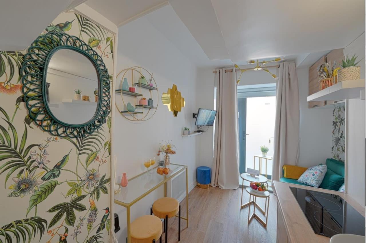 Adorable Updated Studio In The Heart Of The Bustling Le Marais District Apartment