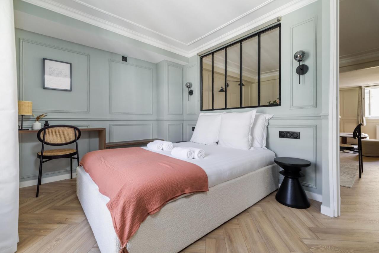 Poetic - Louvre Appartement Paris