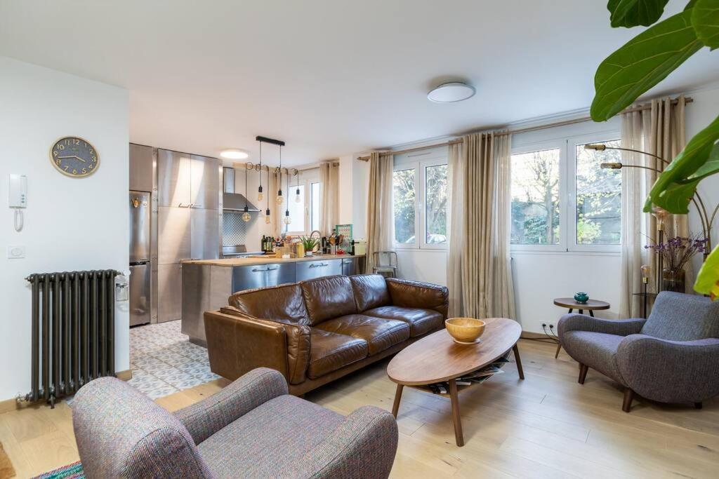 Belleville Apartment *