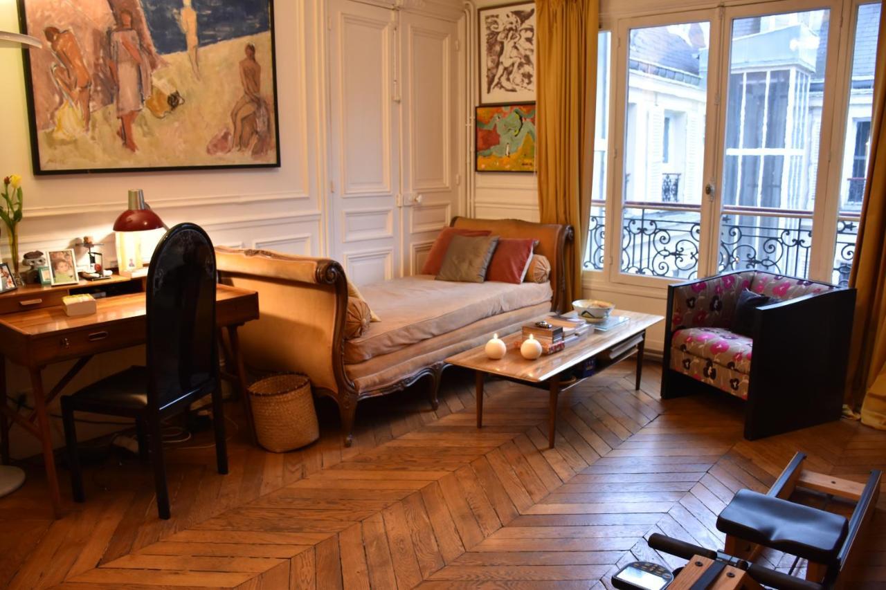 Rue De Paradis Paris