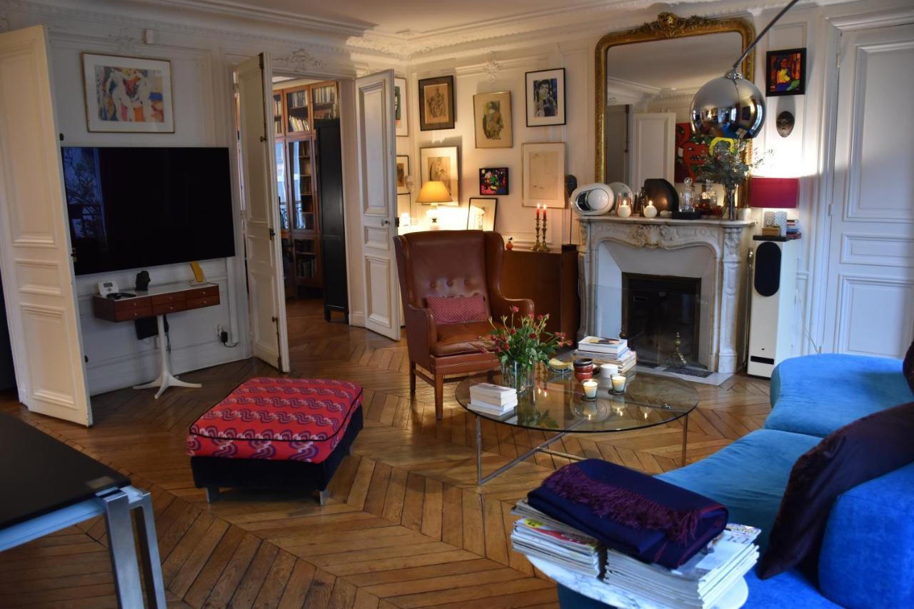 Apartment Rue De Paradis Paris