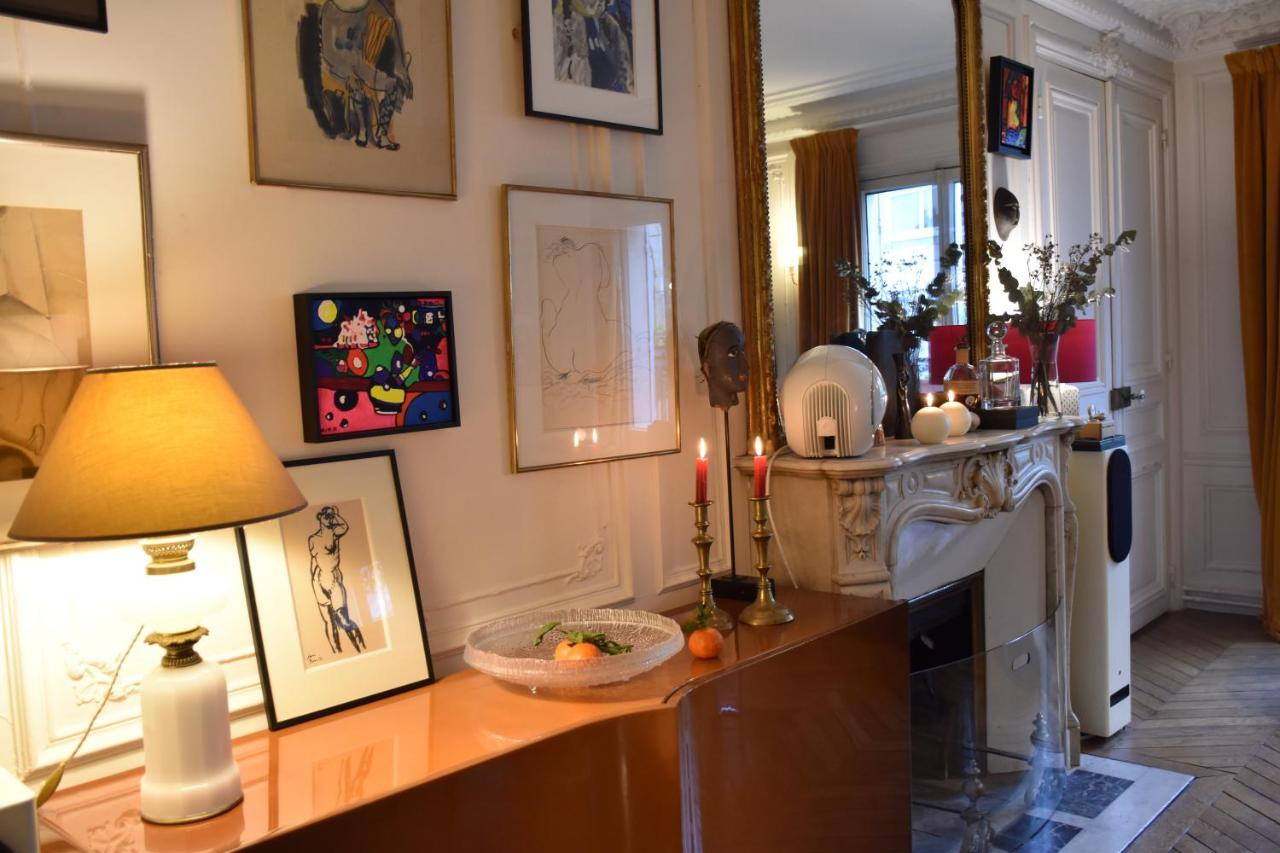 Apartment Rue De Paradis