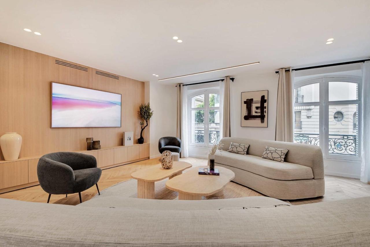 Incredible Flat - 4 Br-10p - Matignon - Champs Elysees
