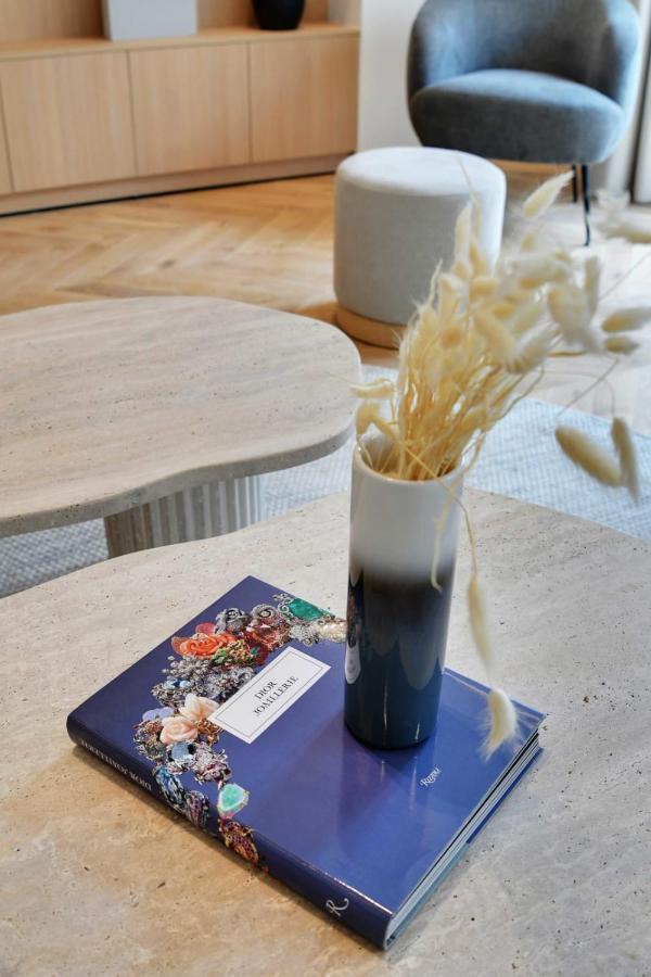 Incredible Flat - 4 Br-10p - Matignon - Champs Elysees Apartment