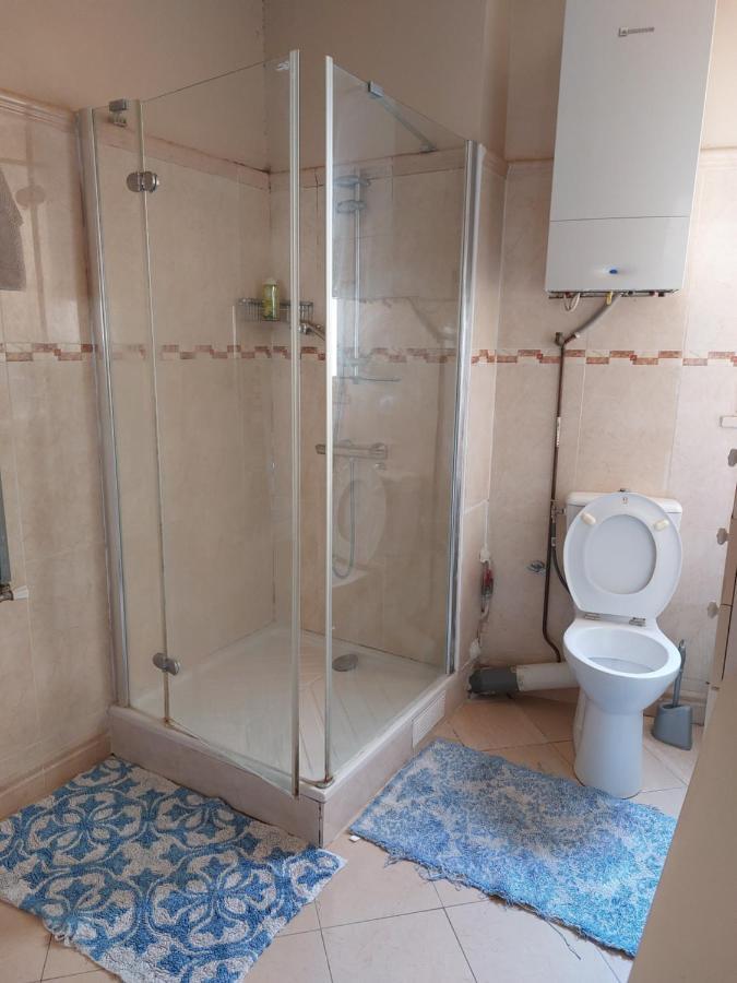 3 Pieces 64 M2 Dans 16, 2 Minutes Du Metro Michel Ange Auteuil, 6 Personnes Apartment
