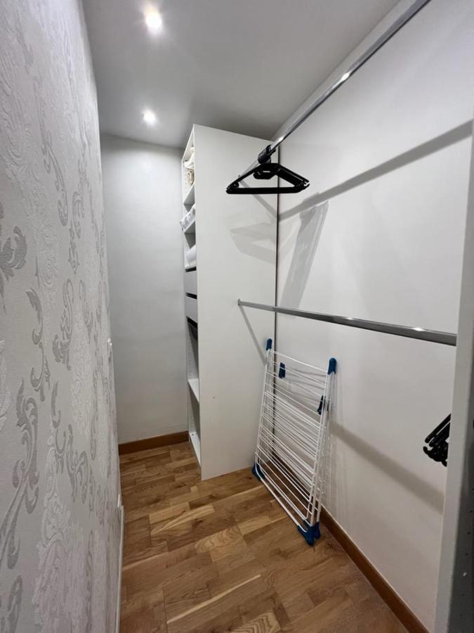 Charme Parisien Au Coeur Du Marais - Voltaire Apartment Paris