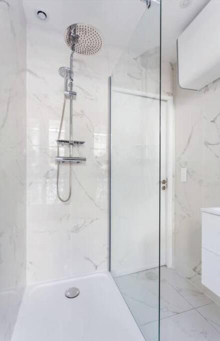 Passage Lemoine 1 Cosy 4p-1br Paris