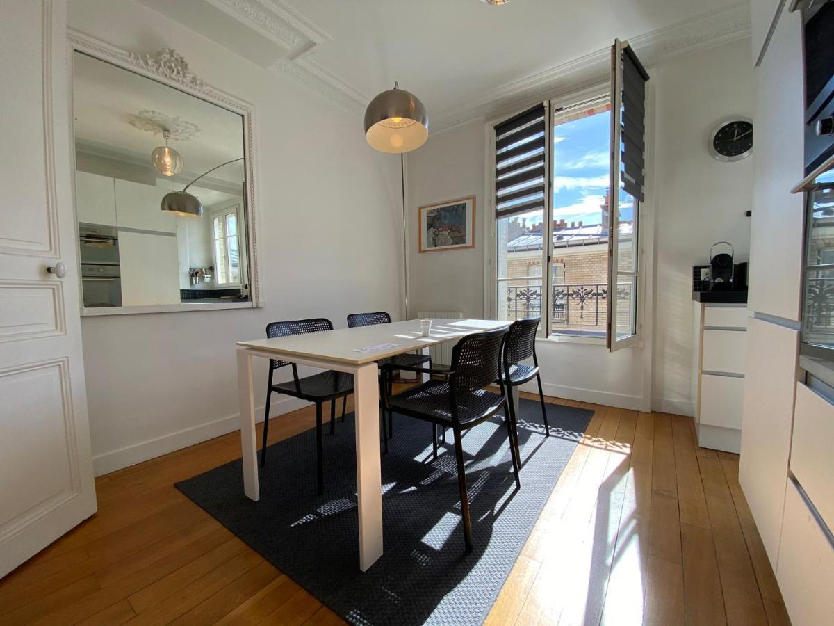 Apartment Sunny Paris