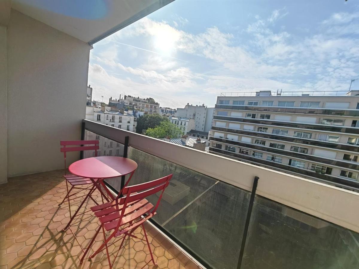 Avec Balcon Et Parking A Alesia Paris