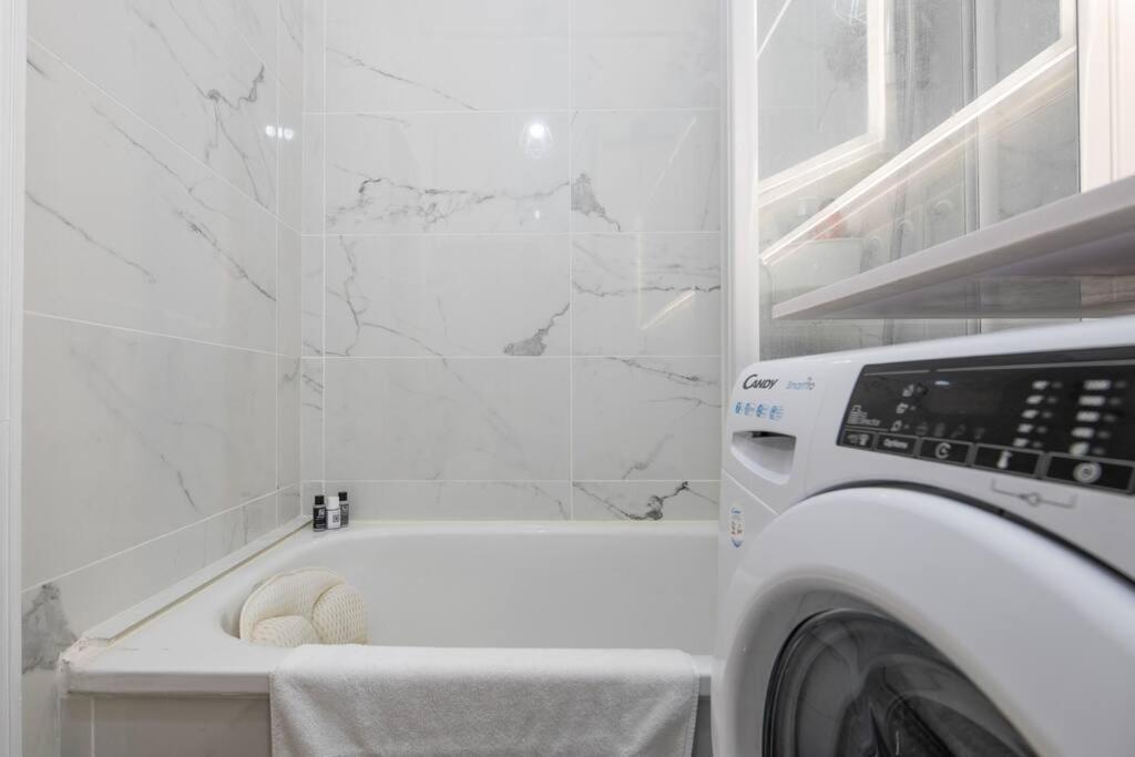 Vertus - Cozy In The Marais Neighborhood Paris