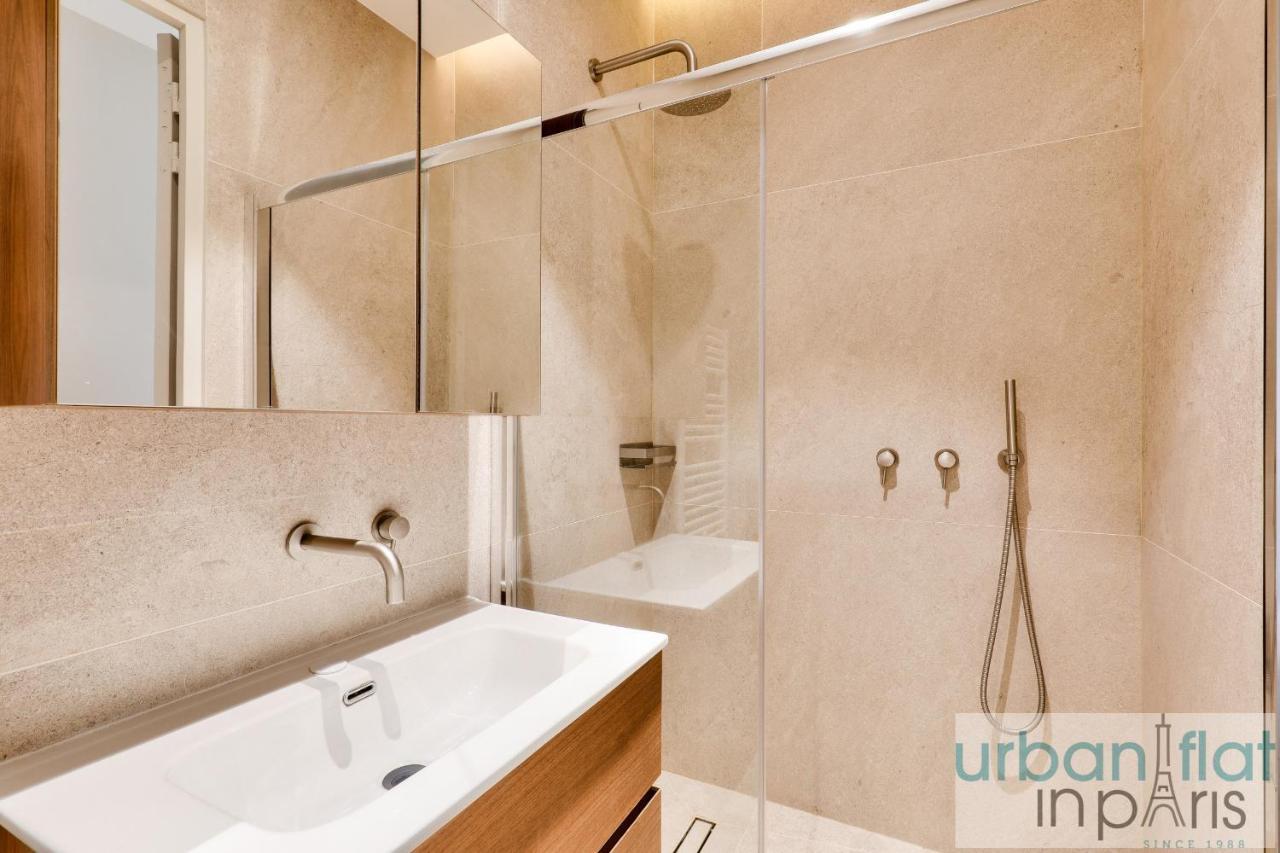 Appartement 141 - Beautiful Flat Triangle D Or Champs Elysees *