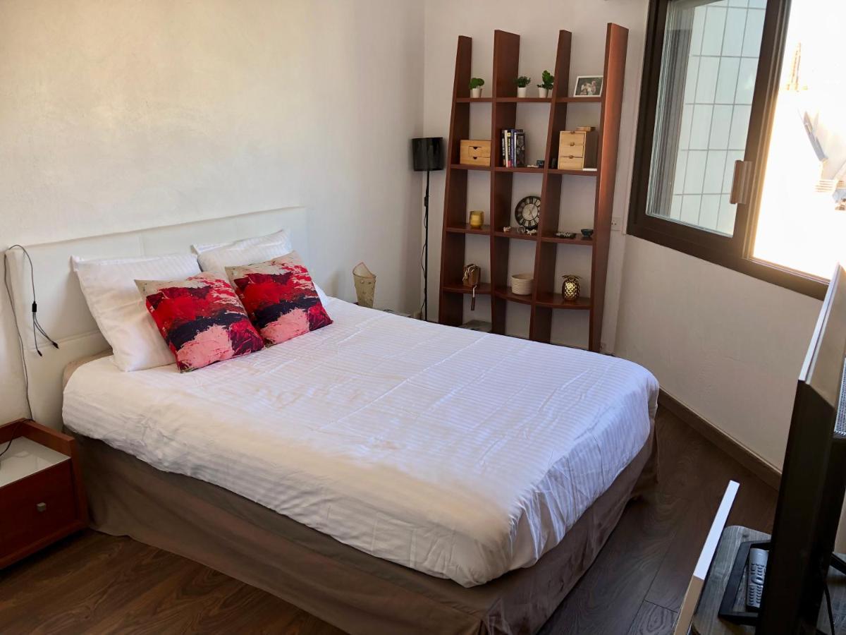 Nid De Reve, Vue Imprenable Sur Et Terrasse 10m2 * Paris