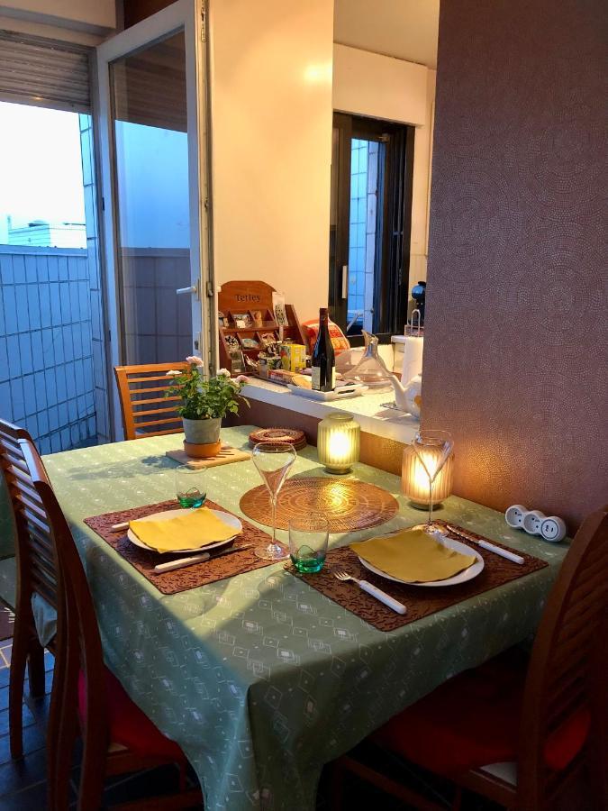 Apartamento Nid De Reve, Vue Imprenable Sur Et Terrasse 10m2 Paris