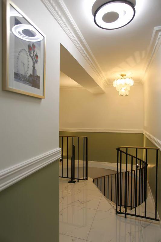 Triplex 250m² 6ch - Clim - Tres Spacieux - Apartamento Paris