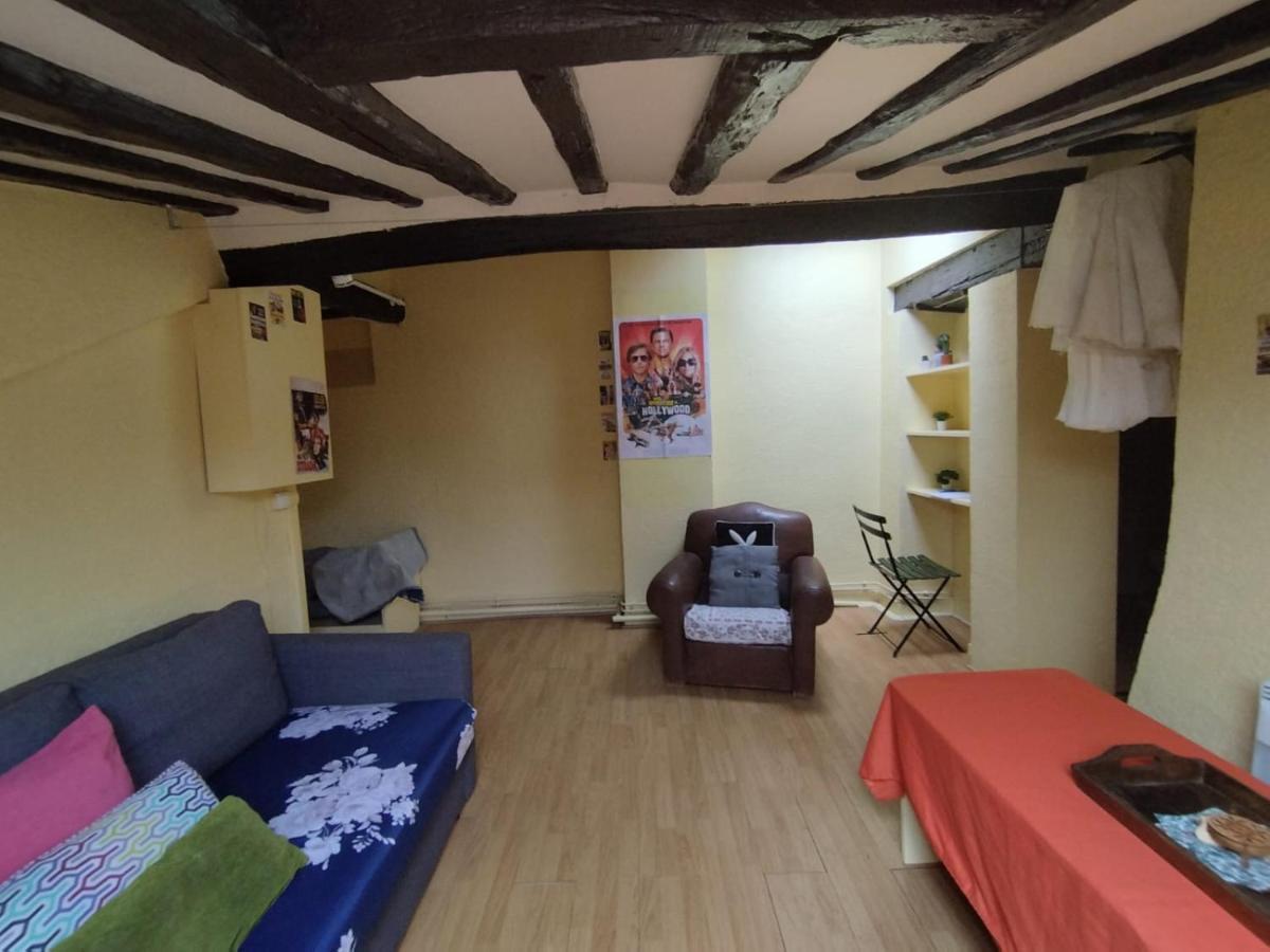 Apartment Giallo *