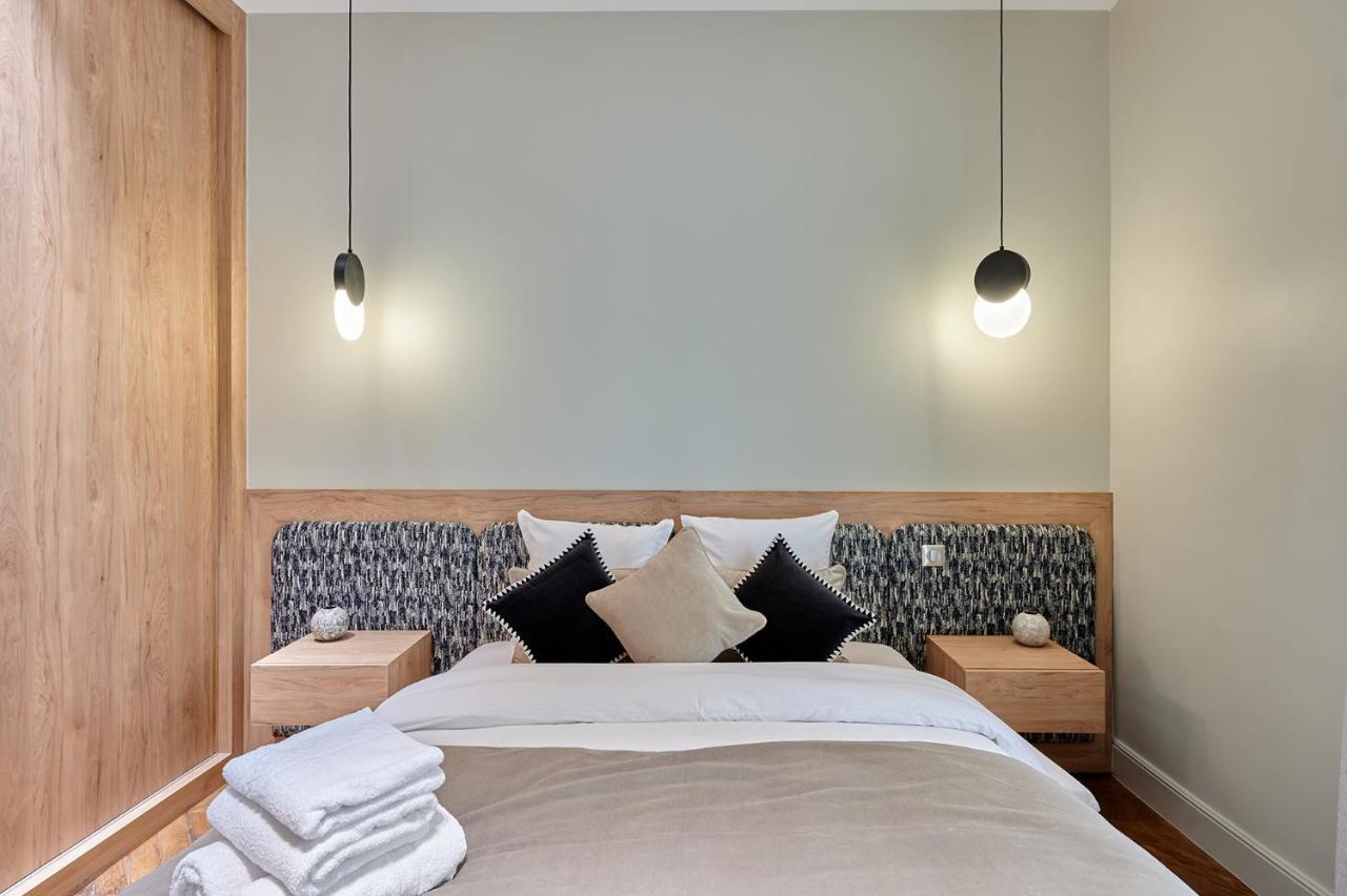 Apartment Center Of By Prestige Paris