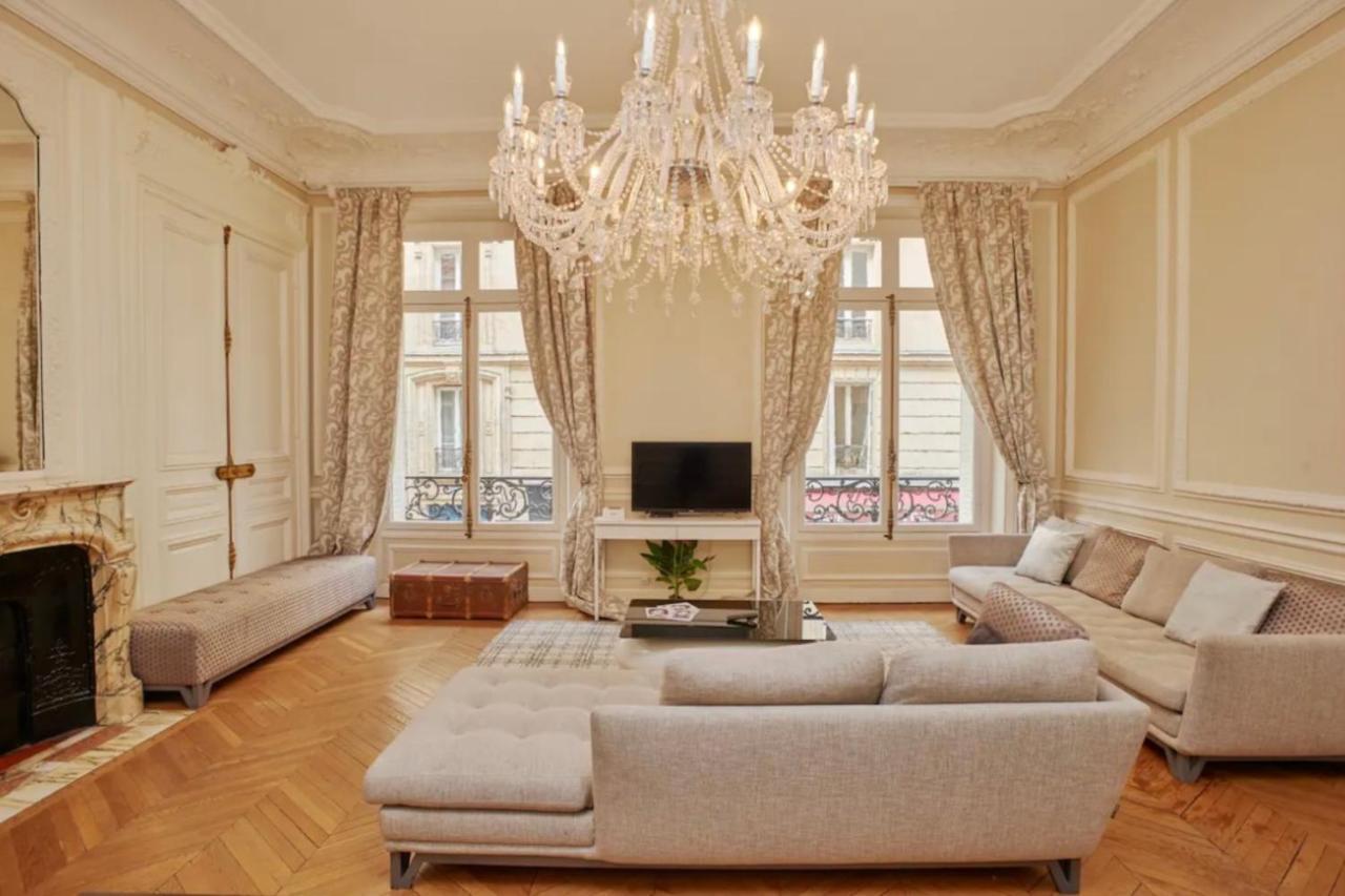 Apartment Glamorous Apartment, Excellent Location