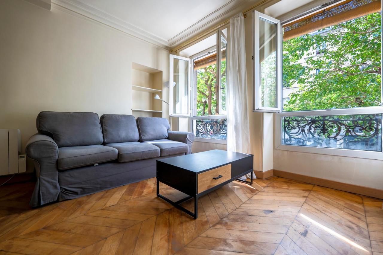 Deux Pieces Avenue Parmentier *