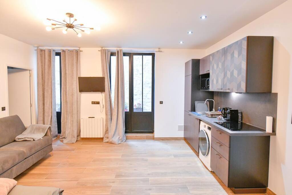Sacre-coeur Basilica Apartment