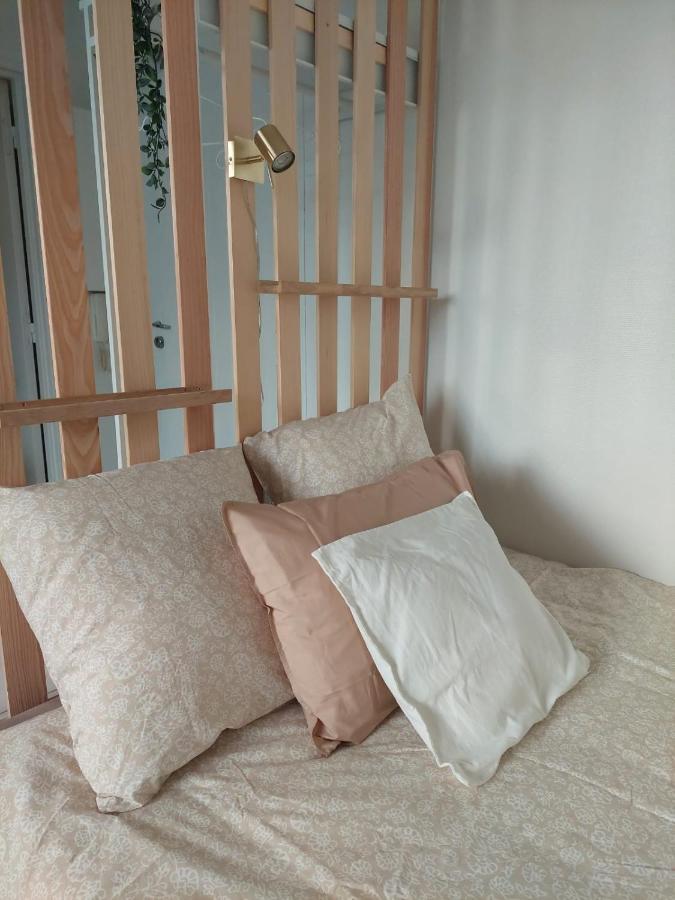Perfect Down The Sacre Coeur Apartment