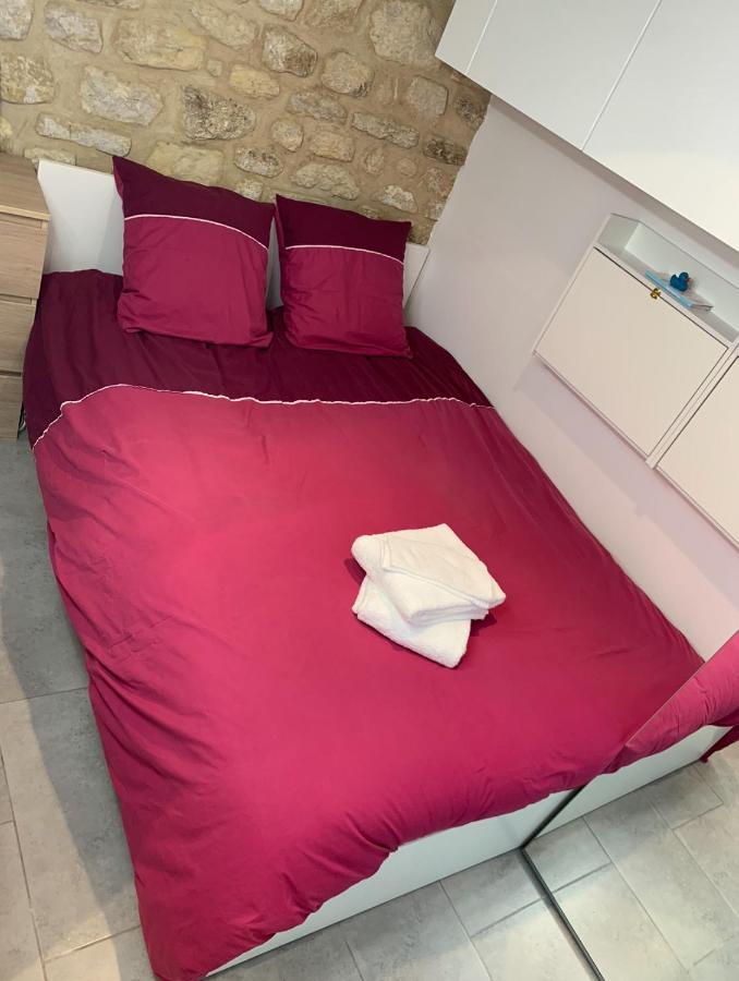 Parisian Pantheon Apartment: Retreat Paris