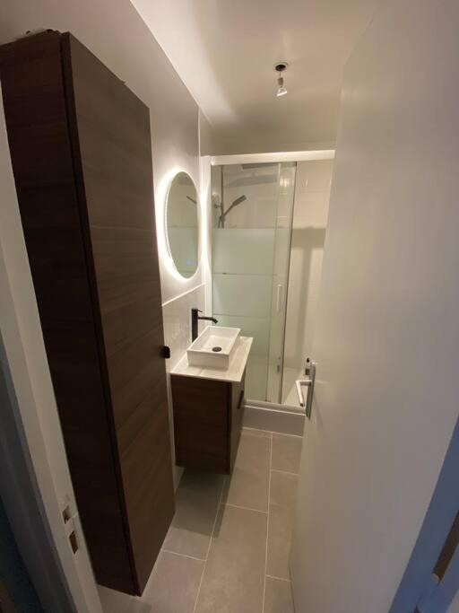 Marais - Rue Au Maire - Chinatown Apartment *