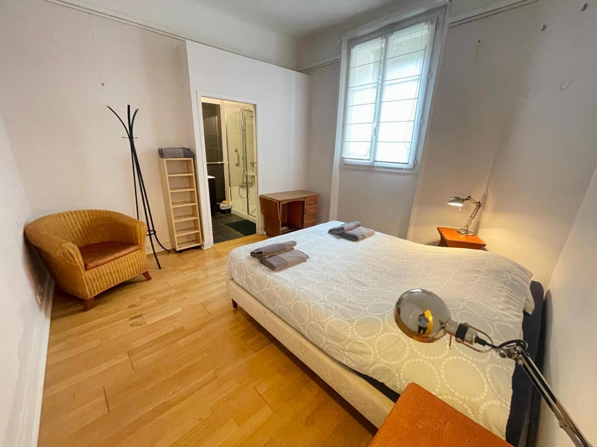 Tour Eiffel Beaugrenelle Convention Apartment *