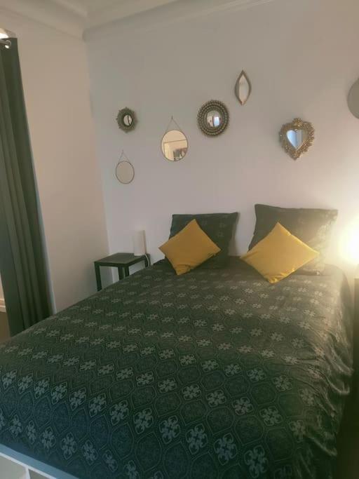 Appartement Les Abbesses Paris