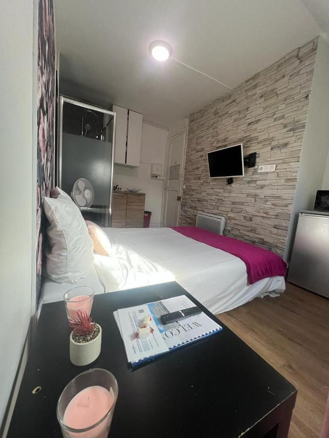 Apartment Petit Studette Sous Le Toit In The Heart Of The Fashion And Luxury District