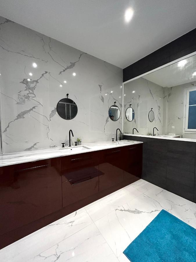 Foch Champs Elysees Apartment Paris