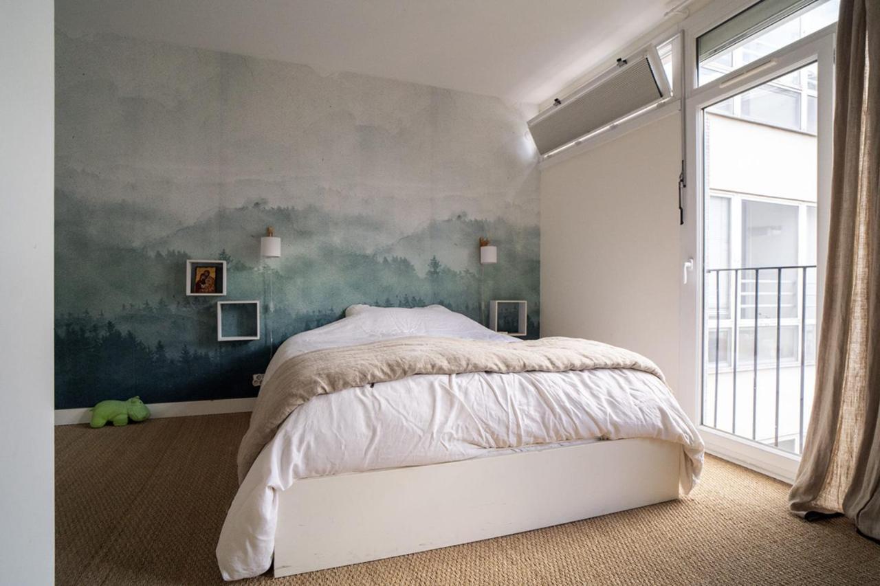 Apartment Spacious With View Of The Eiffel Tower *