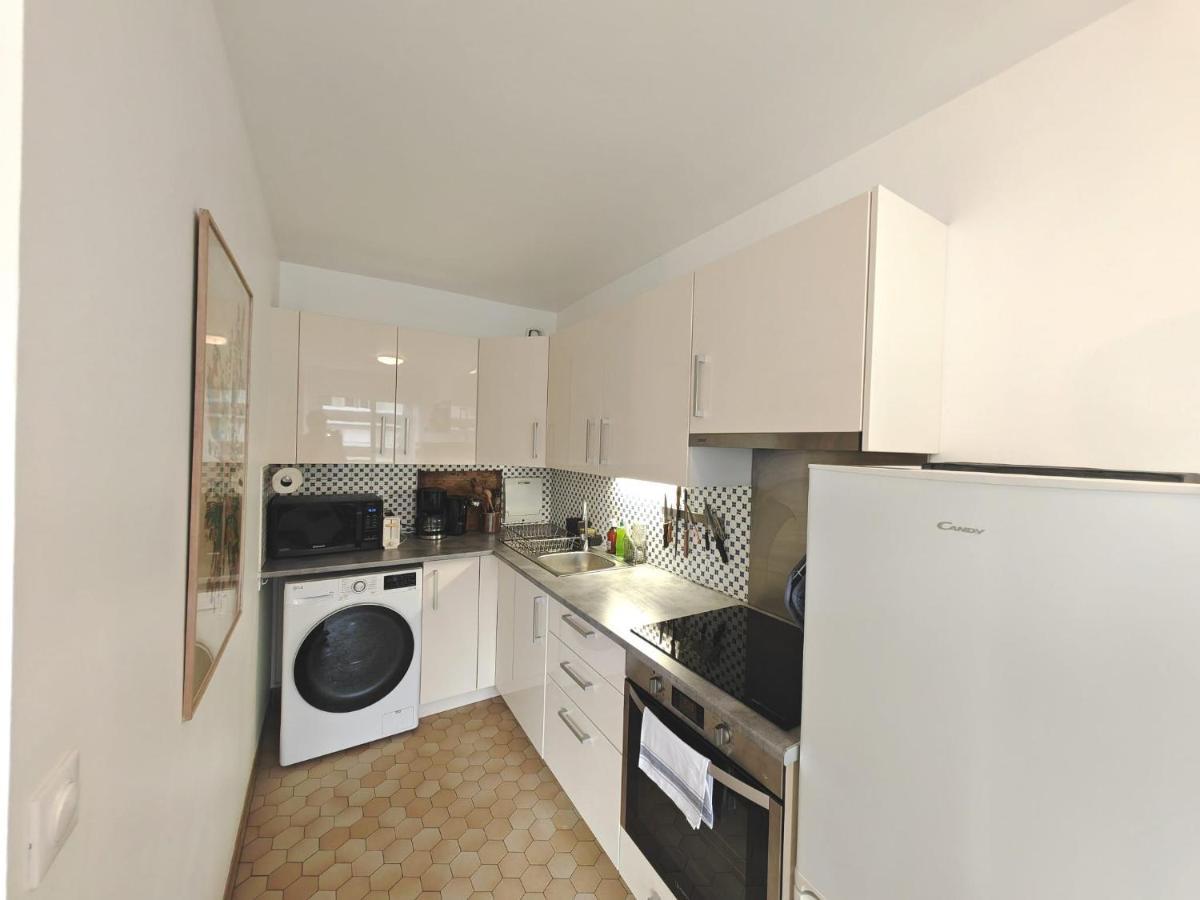 Apartment Avec Balcon Et Parking A Alesia *