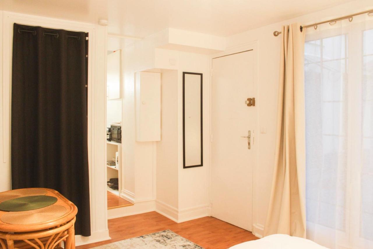 Charming Cocoon Of Near The Tour Montparnasse *