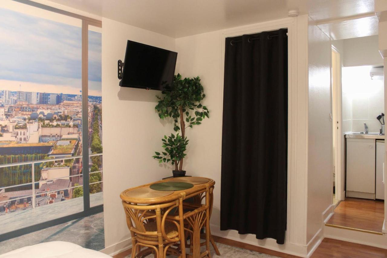 Charming Cocoon Of Near The Tour Montparnasse Apartment Paris
