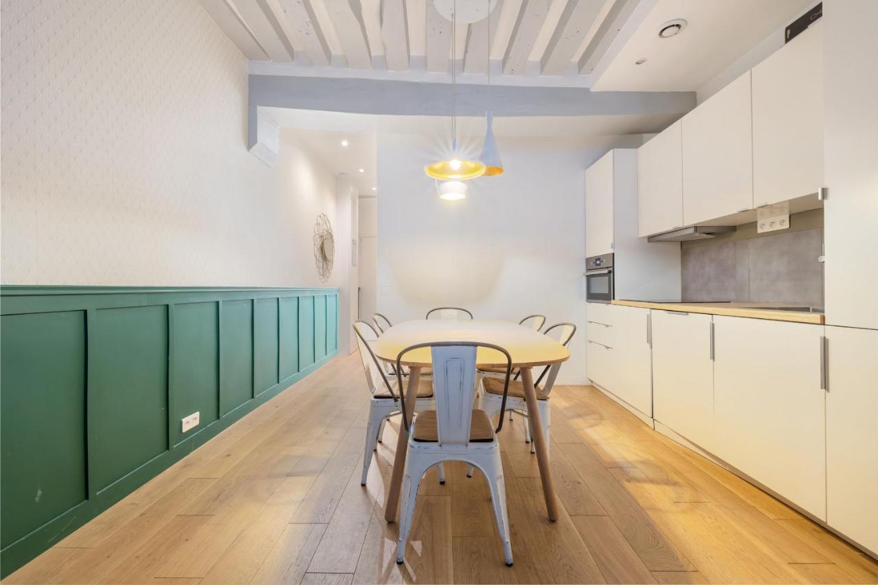 La Rue Apartment *