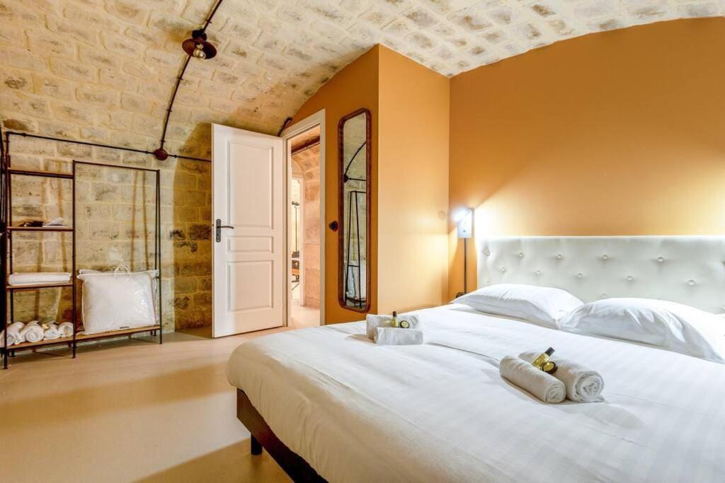 Nouveau - Industrial - 6p - Gym/sauna Apartment *