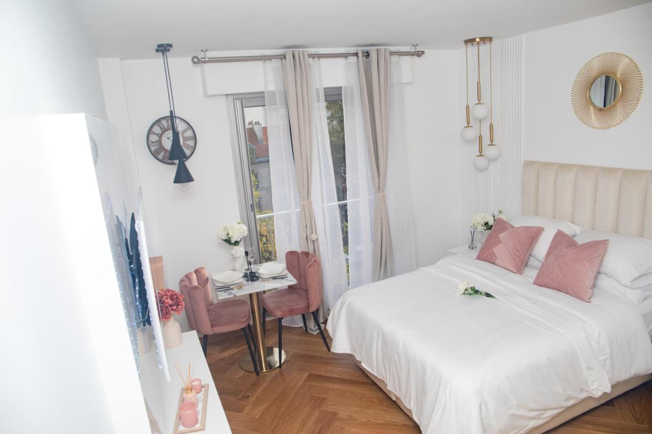 Paris' Premium Romantic Paris