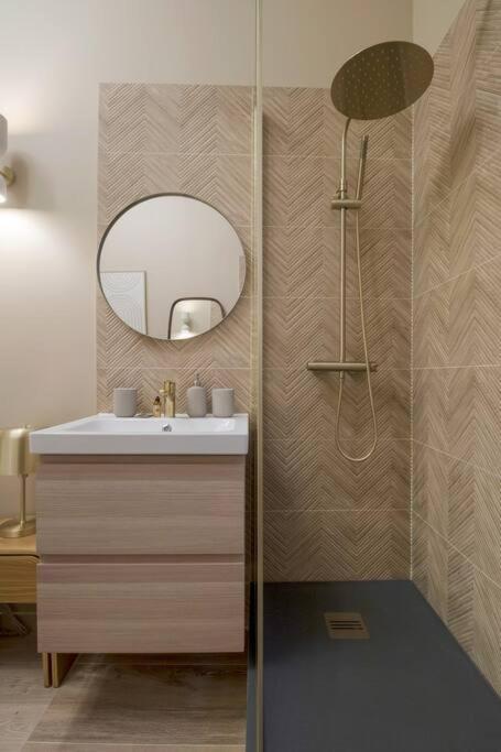 Apartamento 4pers#1bedroom#victor Hugo#arc De Triomphe *