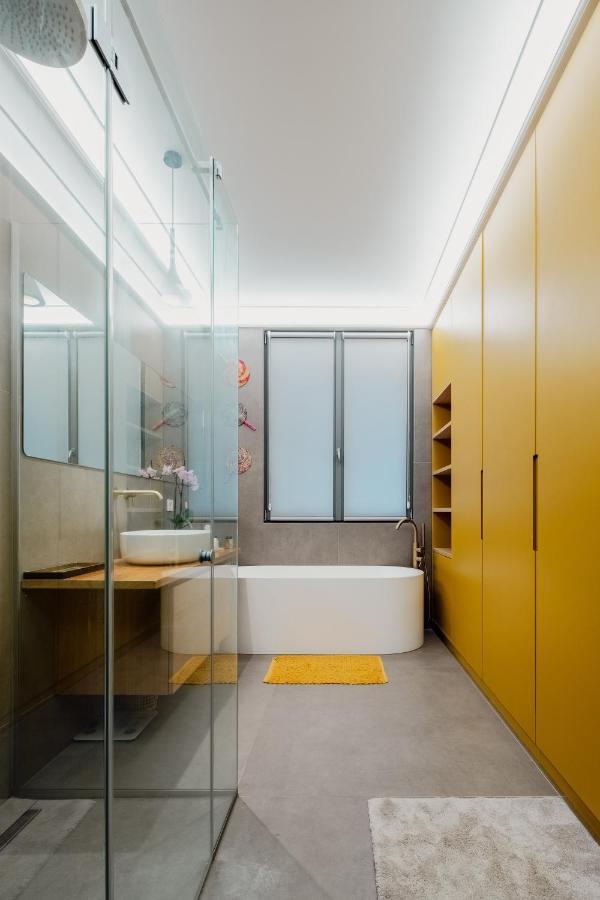 Veeve - Grace And Grandeur Apartment Paris