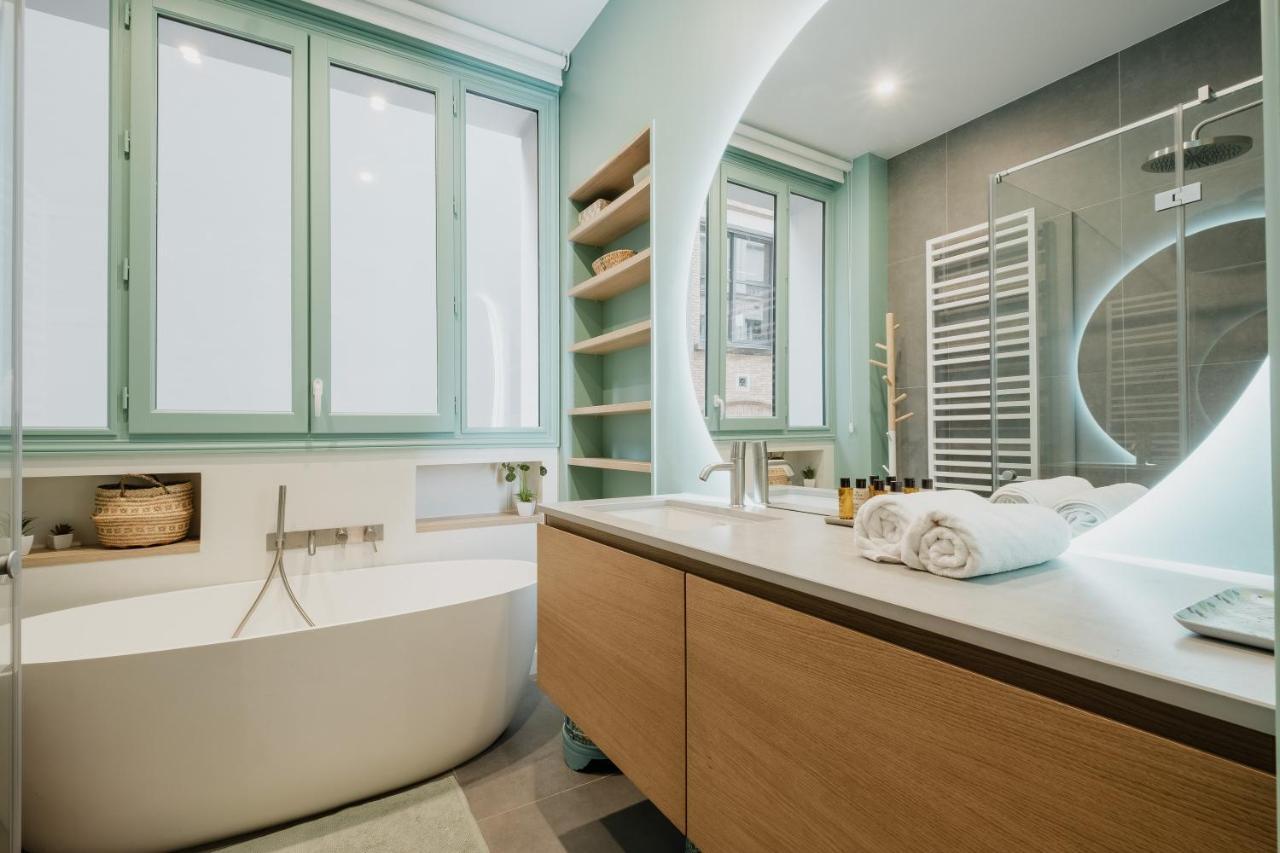 Veeve - Grace And Grandeur Apartment Paris