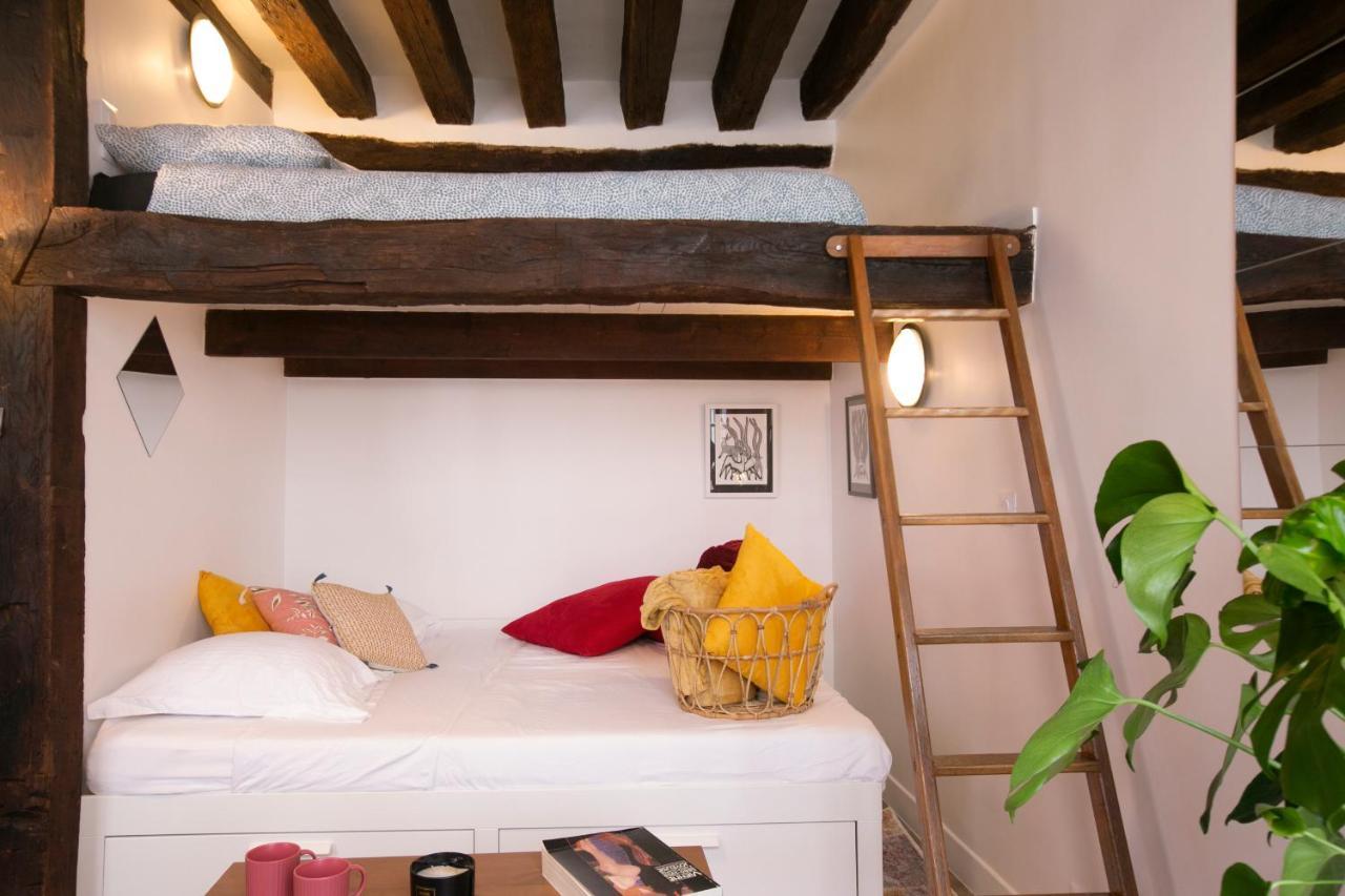 Authentic In Center Of Parisian Marais Apartamento *