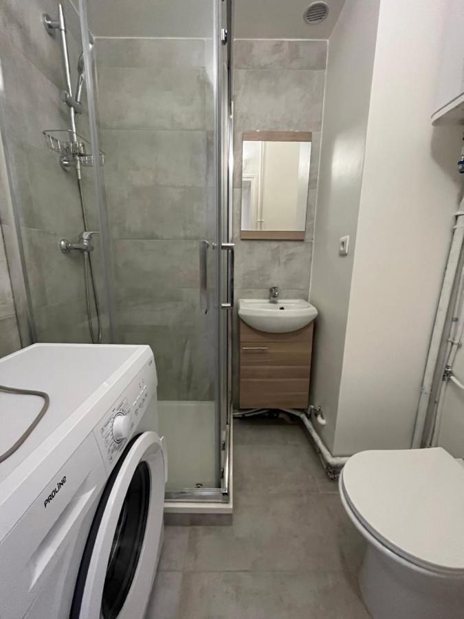 Dream Dwell Paris-eiffel Tower Mirabeau Bridge Cozy In The 16th District Apartamento *