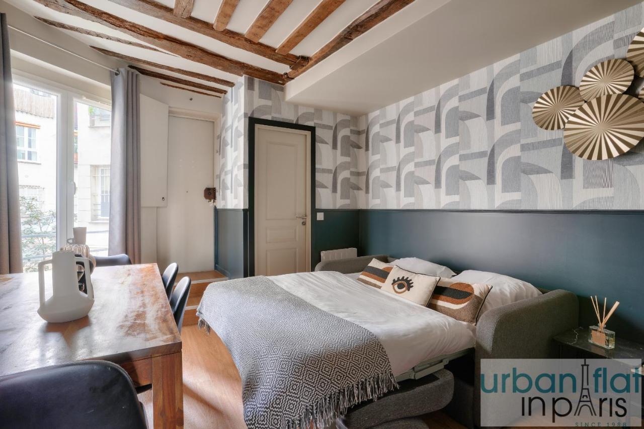 02 - Pretty 4bdr Flat In * Paris